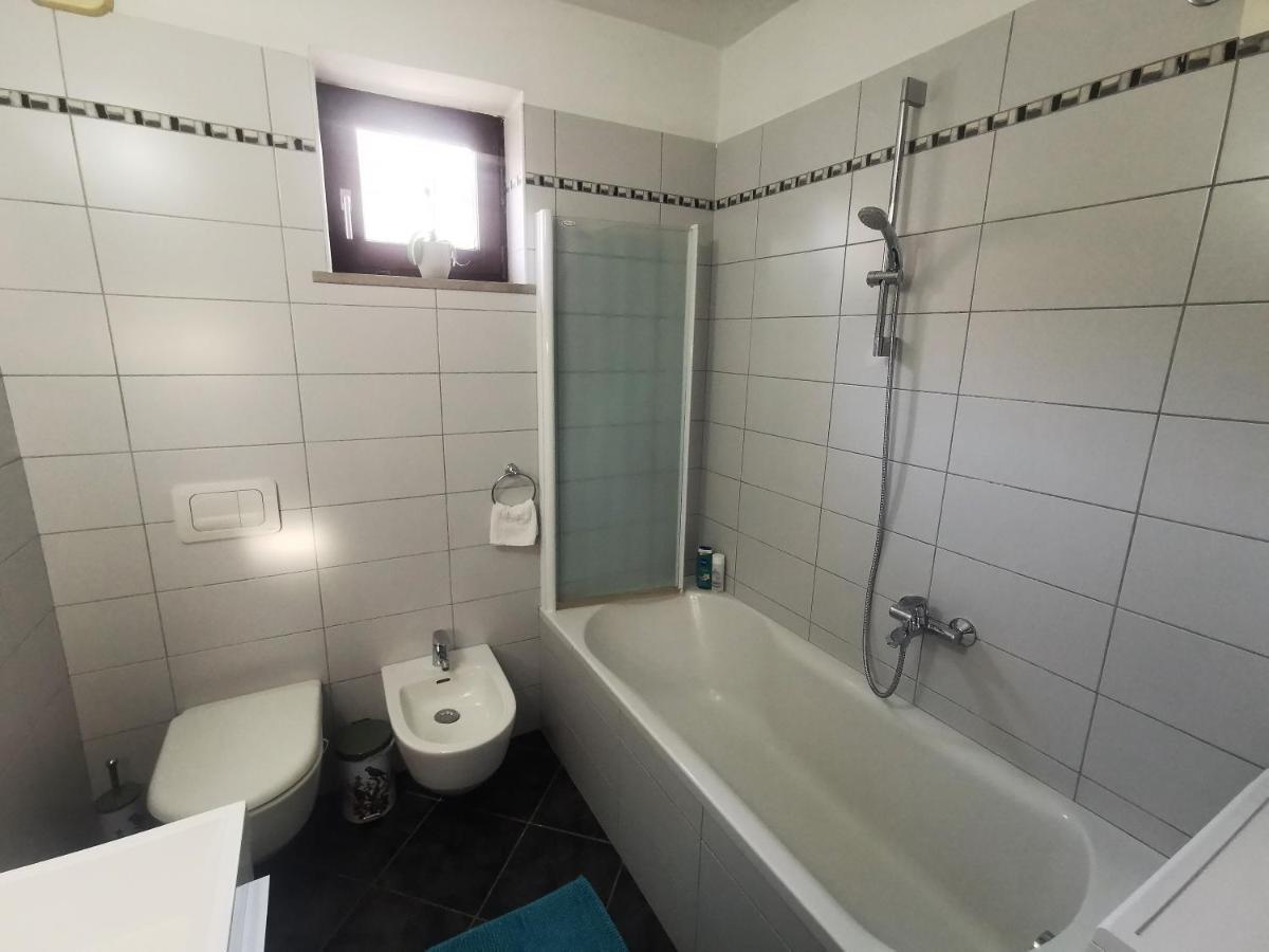 Istrian Old Town Apartment Копер Екстер'єр фото