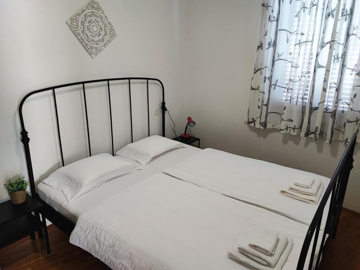 Istrian Old Town Apartment Копер Екстер'єр фото