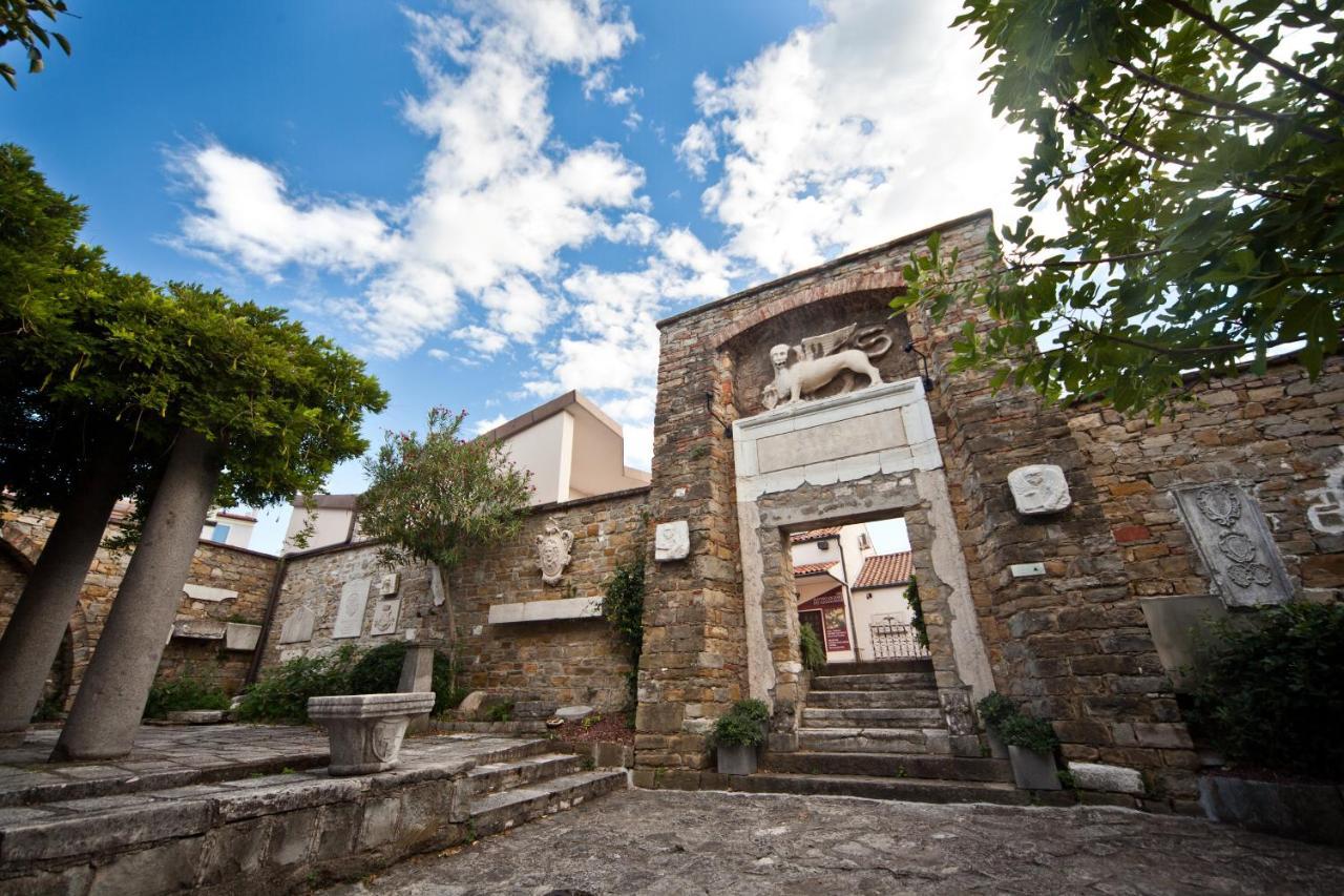 Istrian Old Town Apartment Копер Екстер'єр фото