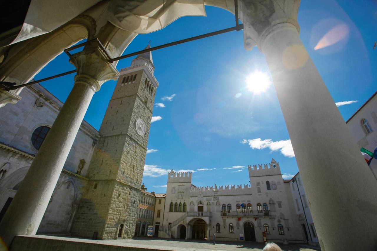 Istrian Old Town Apartment Копер Екстер'єр фото