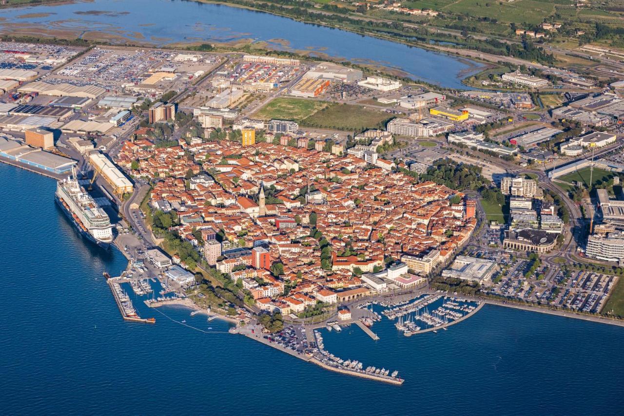 Istrian Old Town Apartment Копер Екстер'єр фото